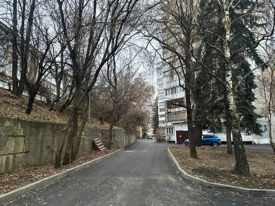 Евгений Моисеев: Вновь рубрика «Субботний объезд строек» - ремонт дворовых территорий