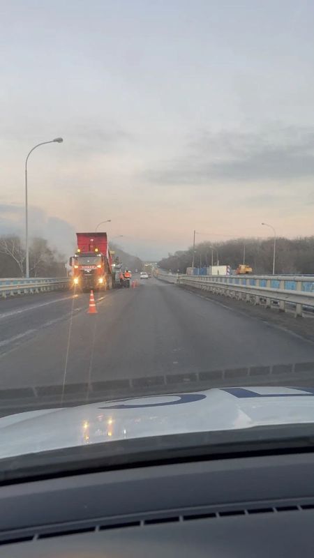 Транспортный затор образовался у моста через реку Кубань в Кочубеевском округе