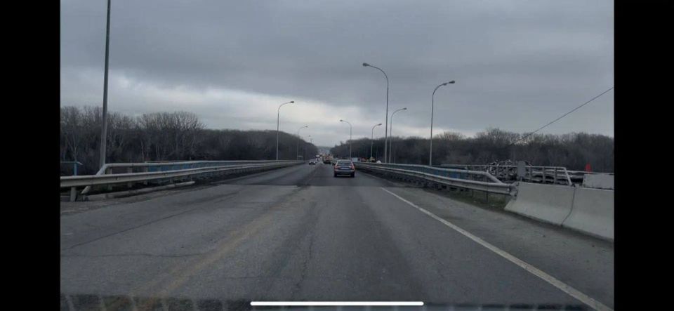 Затор у моста через Кубань в Кочубеевском округе устранили