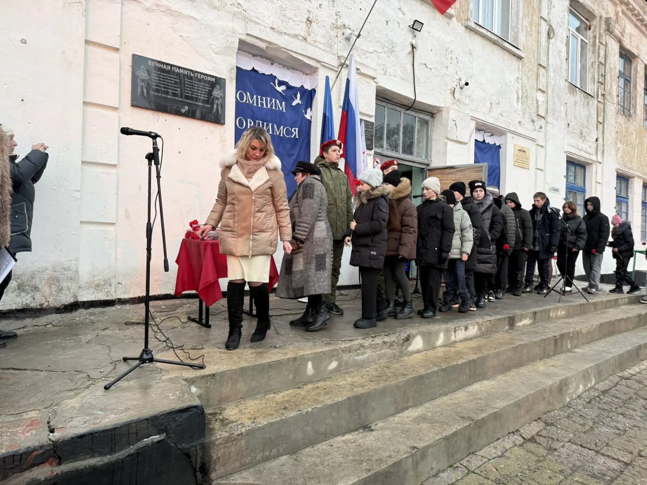 Гуманитарный конвой из Ессентуков достиг новых территорий Гуманитарный конвой из Ессентуков достиг новых территорий