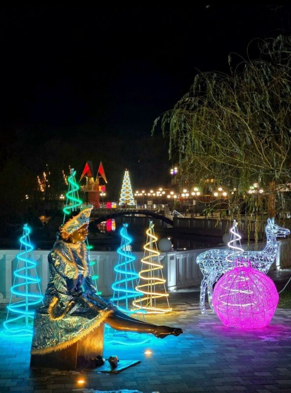 Снегурочка в ожидании праздника, Железноводск