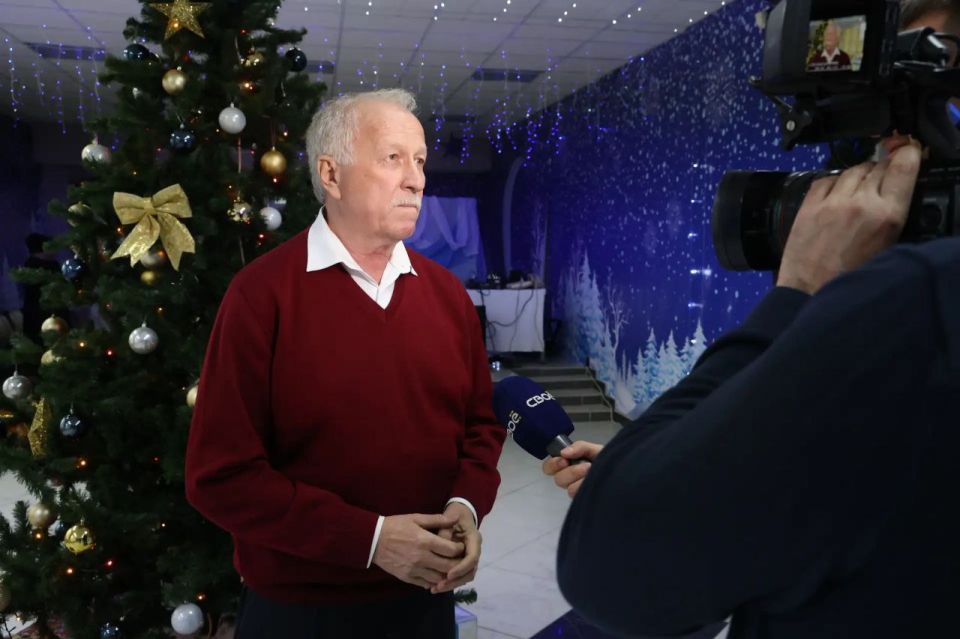 Николай Великдань поздравил детей Труновского округа с наступающим Новым годом