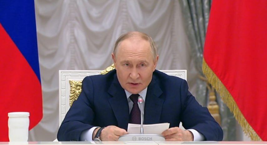 Владимир Путин поручил улучшить методы исследований межнациональных отношений