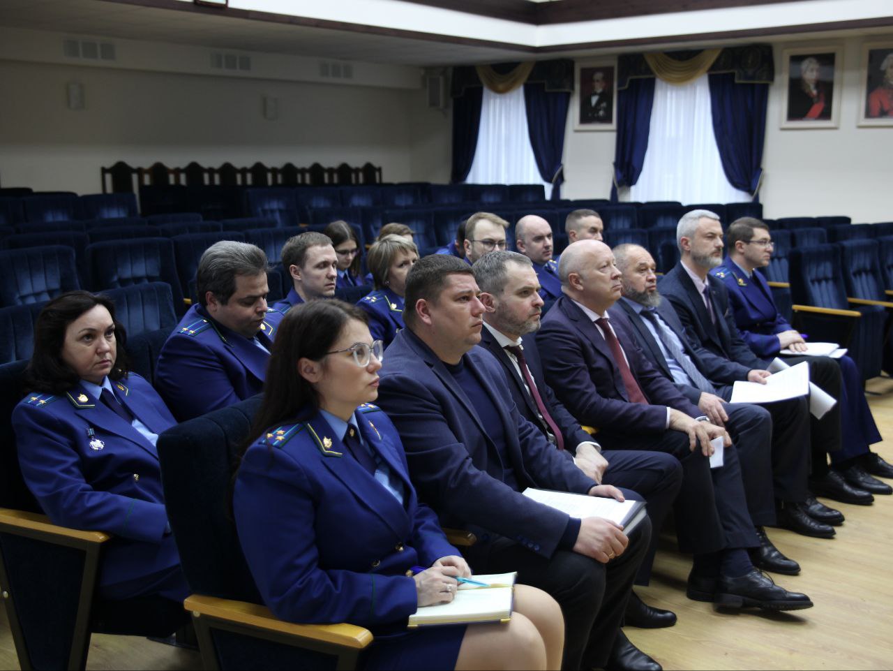 Эффективная реализация национальных проектов – на контроле прокурора края Юрия Немкина Эффективная реализация национальных проектов – на контроле прокурора края Юрия Немкина