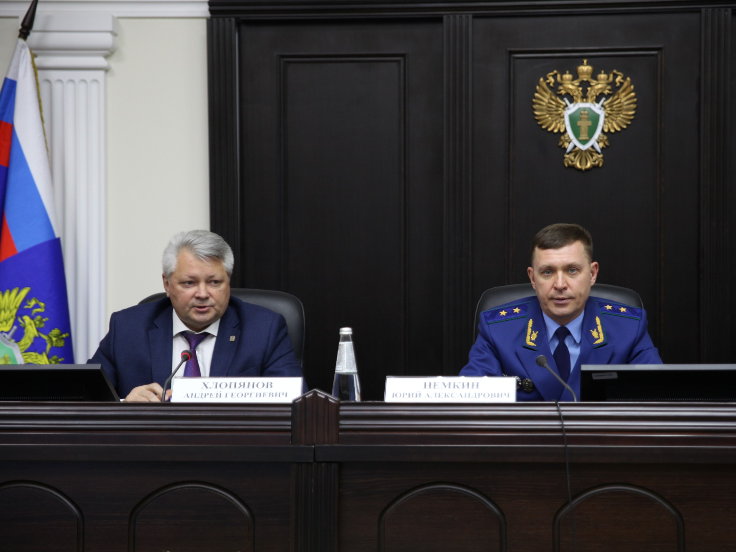 Эффективная реализация национальных проектов – на контроле прокурора края Юрия Немкина