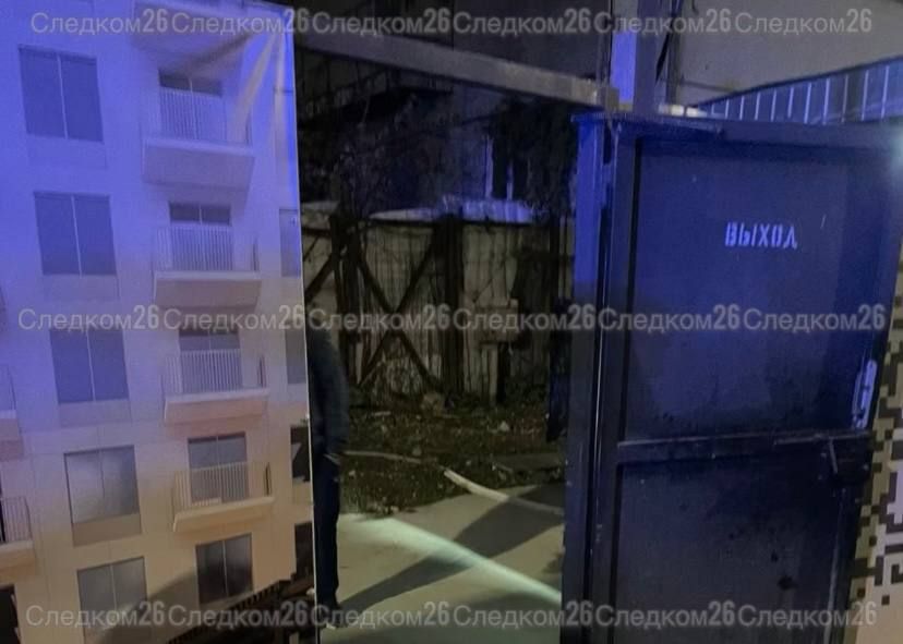 Рабочий погиб, упав с высоты 7 этажа: в Пятигорске индивидуальный предприниматель стал фигурантом уголовного дела