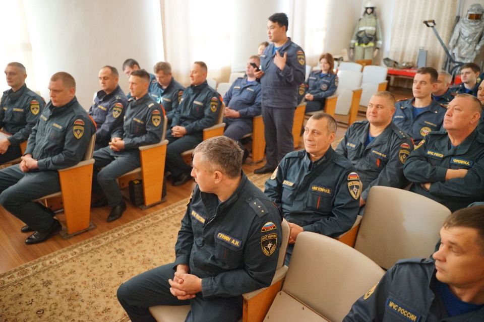 Ессентукские спасатели приняли поздравления с Днём спасателя