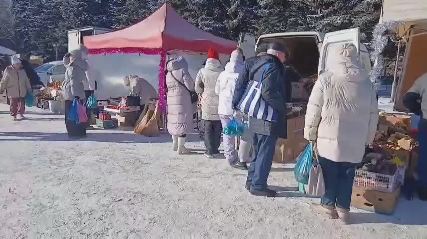 Иван Ульянченко: Предновогодняя праздничная ярмарка на площади 200-летия прошла сегодня весело с пользой