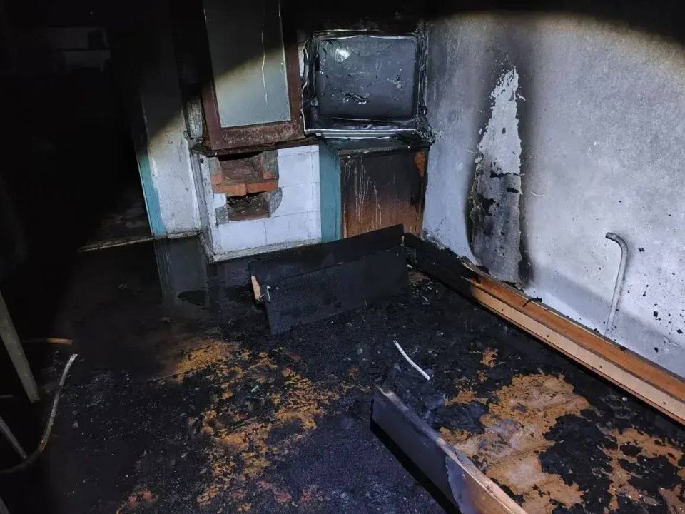 В посёлке Медвеженском на Ставрополье при пожаре в жилом доме погиб мужчина