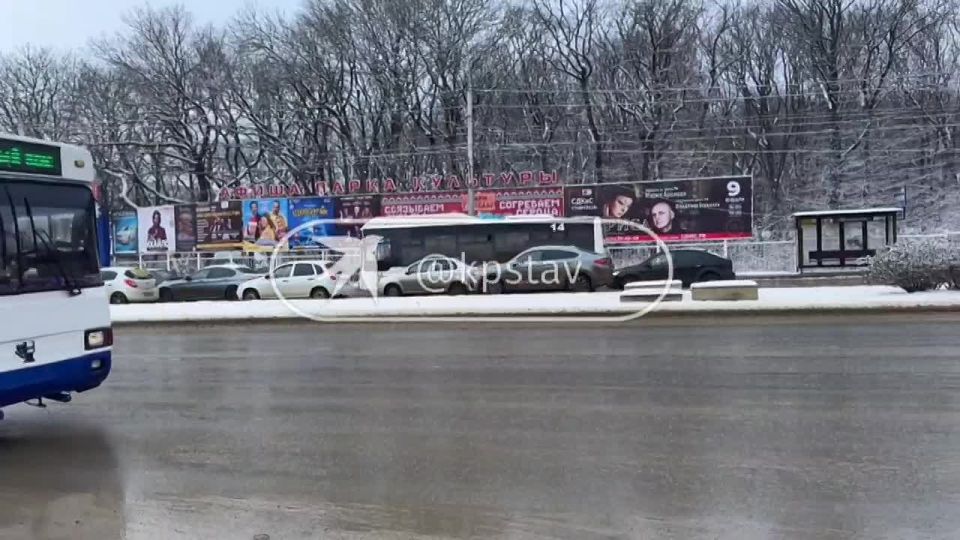 Вот же он – новогодний троллейбус!