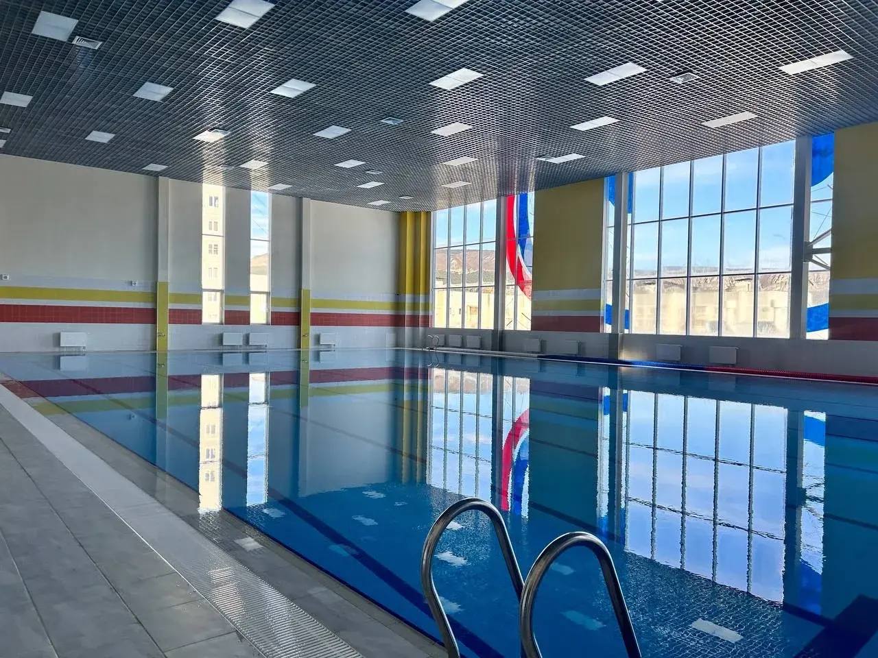 В школе №19 Кисловодска торжественно открыли новый бассейн В школе №19 Кисловодска торжественно открыли новый бассейн