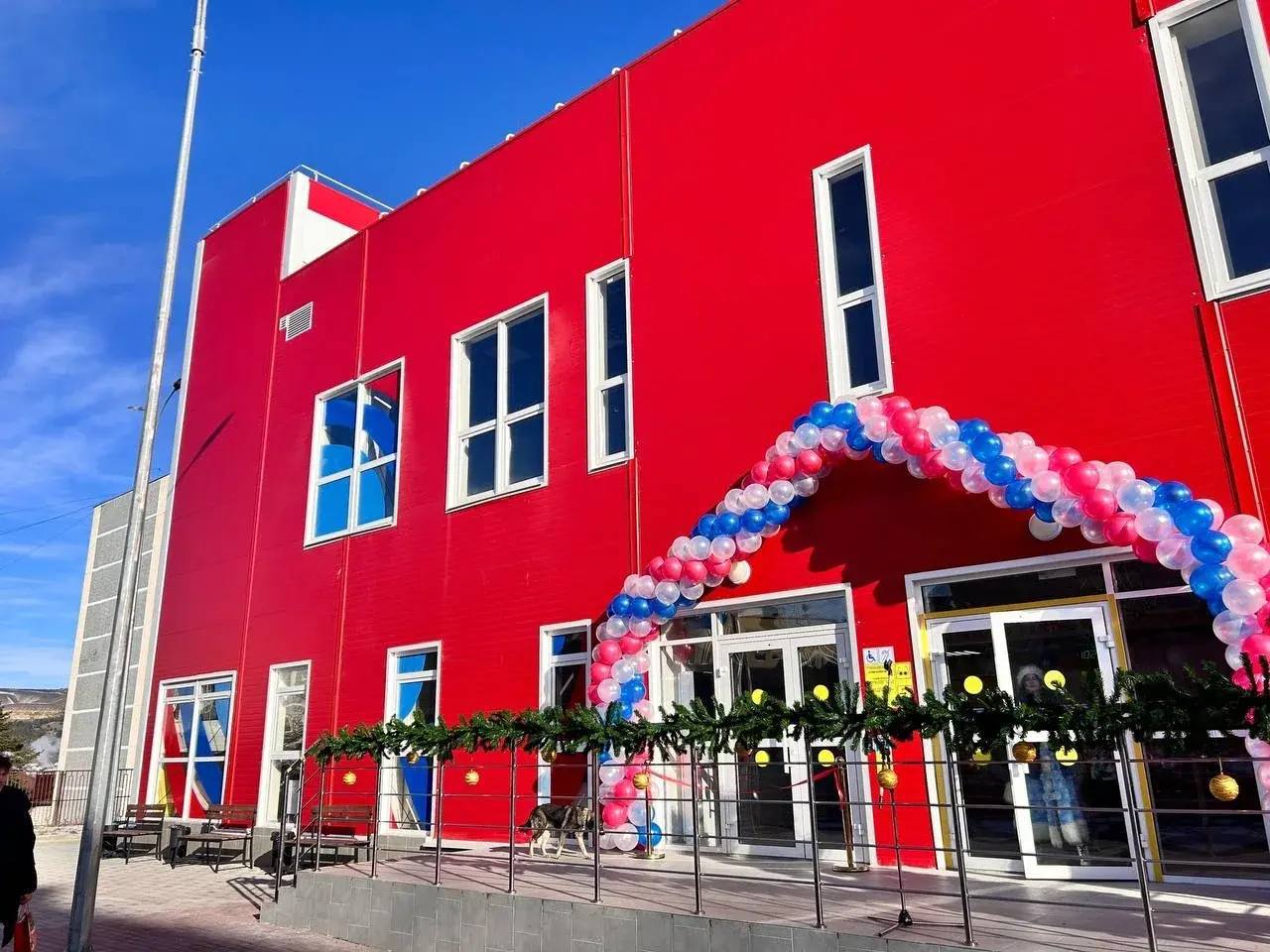 В школе №19 Кисловодска торжественно открыли новый бассейн В школе №19 Кисловодска торжественно открыли новый бассейн