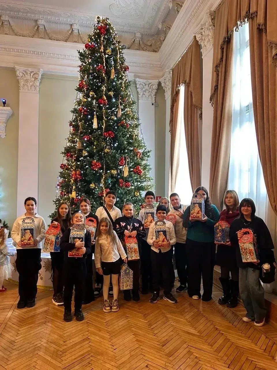 На Ставрополье устроили праздник для 13,5 тысяч детей На Ставрополье устроили праздник для 13,5 тысяч детей