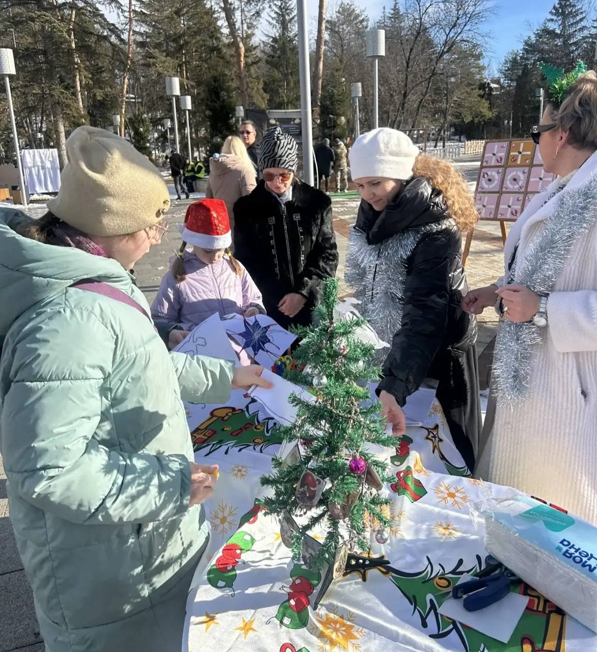 Сегодня стартует новогодний марафон в Комсомольском парке! Сегодня стартует новогодний марафон в Комсомольском парке!