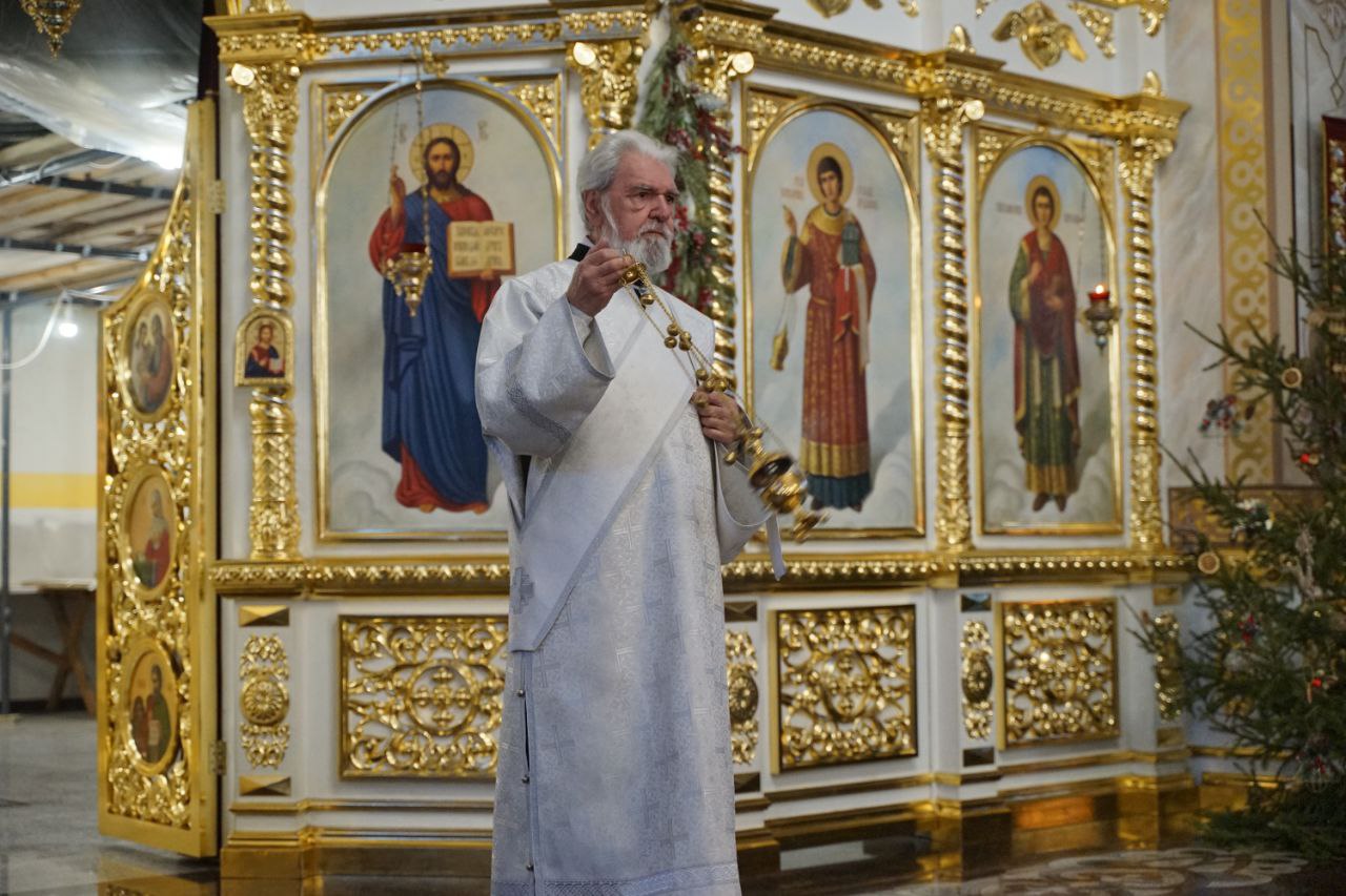 6 января в Ессентукских храмах служатся особенные Божественные литургии 6 января в Ессентукских храмах служатся особенные Божественные литургии