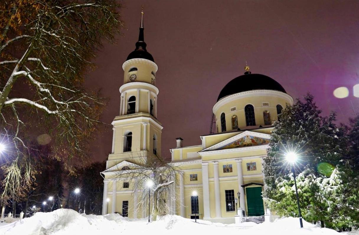 От всей души поздравляю всех православных со светлым праздником Рождества Христова!