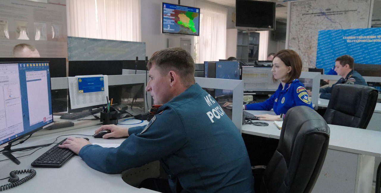 В Невинномысске обезвреживают обломки сбитого БПЛА — угрозы для жителей нет