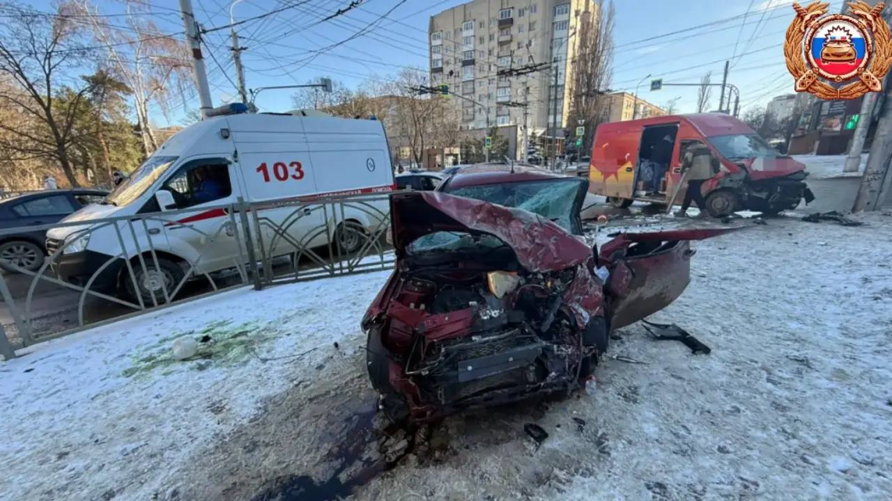 В Ставрополе в результате ДТП пострадал один человек В Ставрополе в результате ДТП пострадал один человек