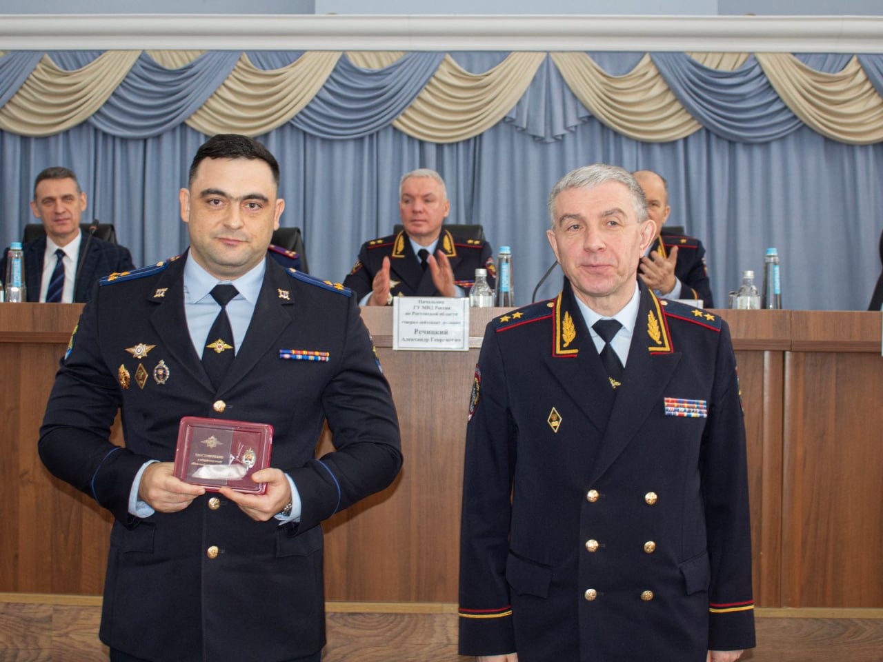 В Управлении на транспорте МВД России по Северо - Кавказскому федеральному округу состоялось заседание коллегии, на которой были подведены итоги оперативно-служебной деятельности транспортной полиции региона за 2025 год В Управлении на транспорте МВД России по Северо - Кавказскому федеральному округу состоялось заседание коллегии, на которой были подведены итоги оперативно-служебной деятельности транспортной полиции региона за 2025 год