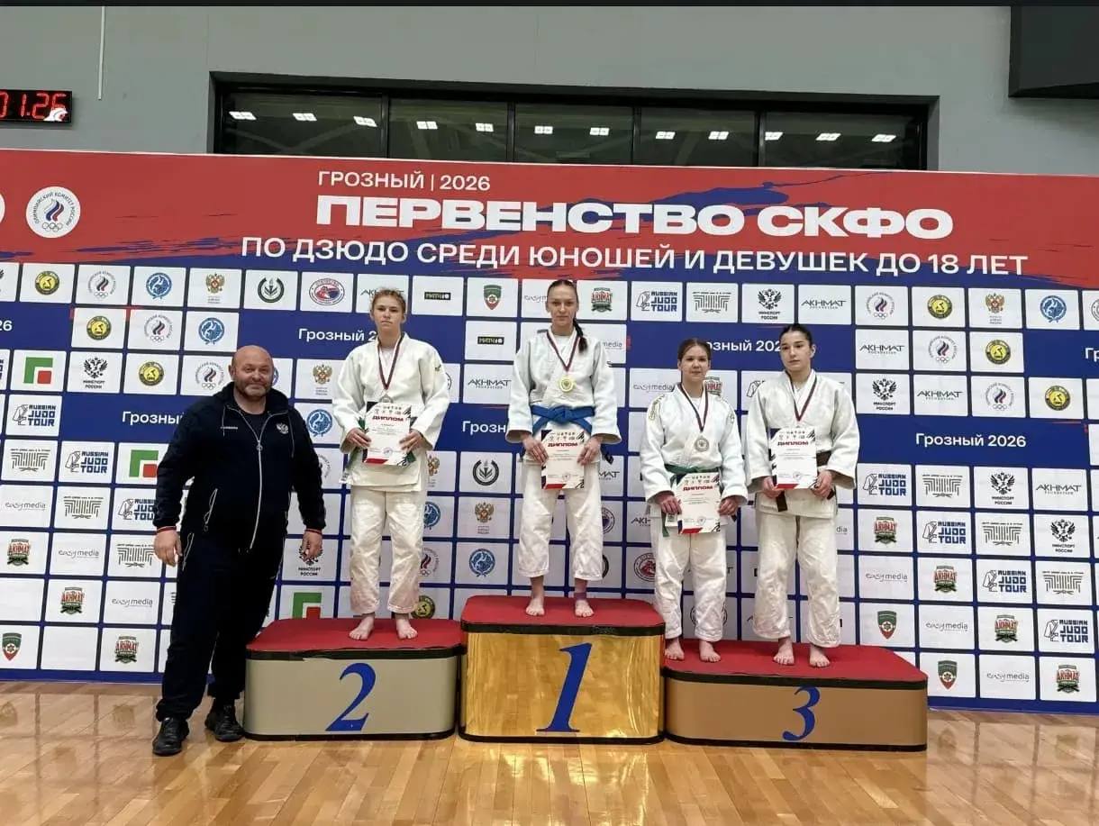 Призы Грозного. Около шестисот дзюдоистов разыграли в Грозном медали первенства Северо-Кавказского федерального округа среди атлетов до 18 лет