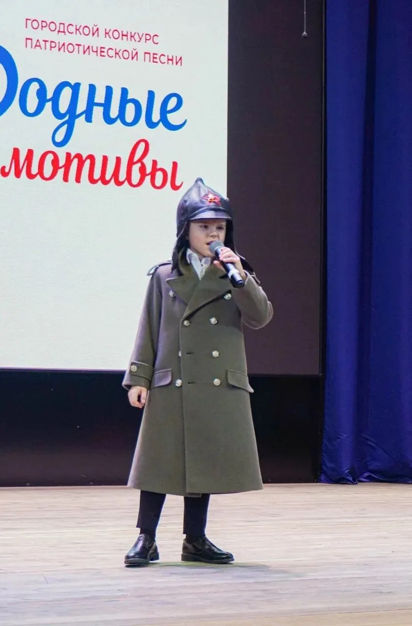 В Ставрополе наградили лауреатов конкурса патриотической песни «Родные мотивы» В Ставрополе наградили лауреатов конкурса патриотической песни «Родные мотивы»