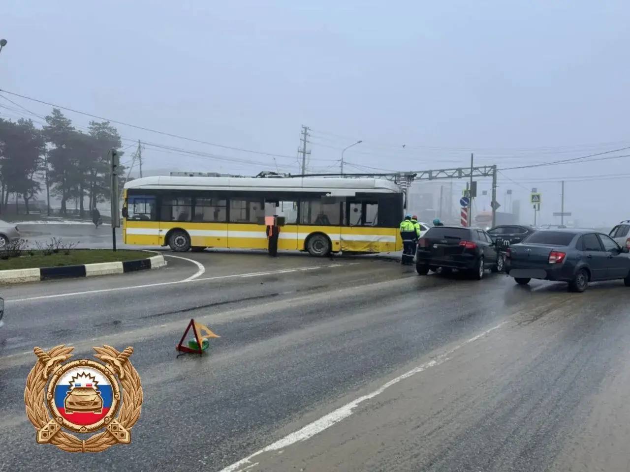 В Ставрополе нарушение очередности проезда стало причиной столкновения автомобиля и троллейбуса В Ставрополе нарушение очередности проезда стало причиной столкновения автомобиля и троллейбуса