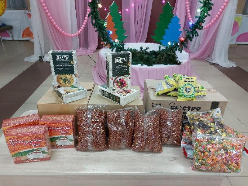 Гуманитарный конвой отправили бойцам СВО активисты «Движения Первых» из Георгиевского округа