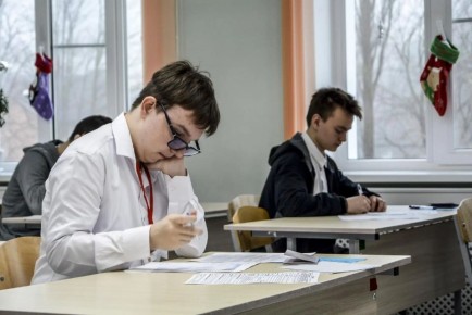 ����� 100 ���������� ���������� �� ������ ������� ������� � ������������ ����� ������������� ���������