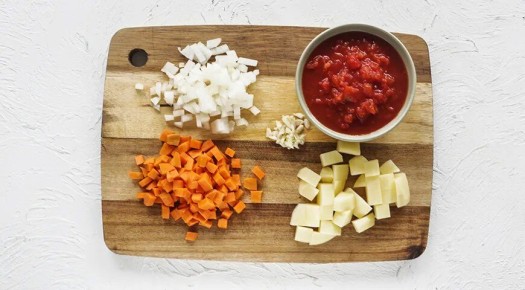 Ароматный суп с консервированной фасолью: шаг за шагом к уюту