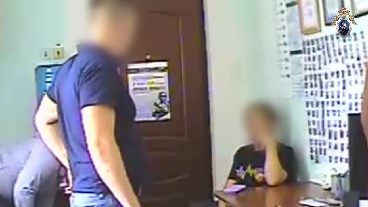 В Новоселицком округе женщина обвиняется в даче взятки сотруднику краевого УФСИН России