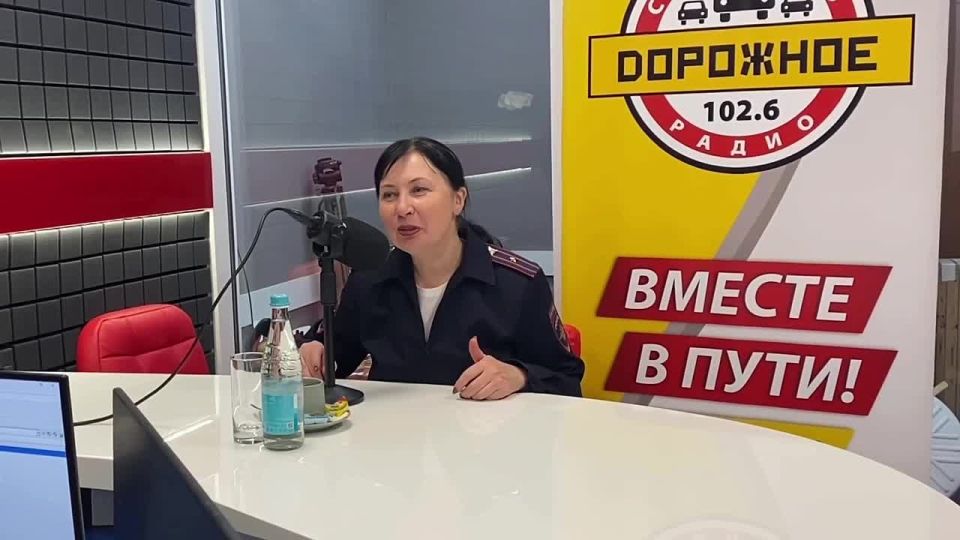 А вы знаете, как сделать поездку ребенка в автомобиле безопасной?