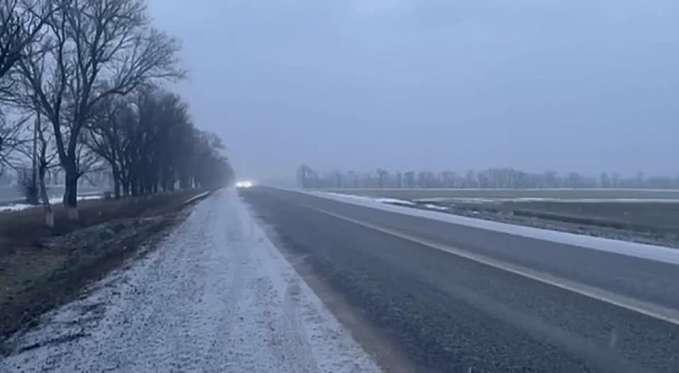 Снег, туман и ветер осложняют движение на ставропольских дорогах