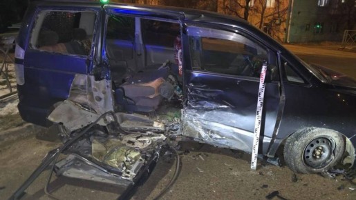 ��� � 4 ������������� ��������� � ����������