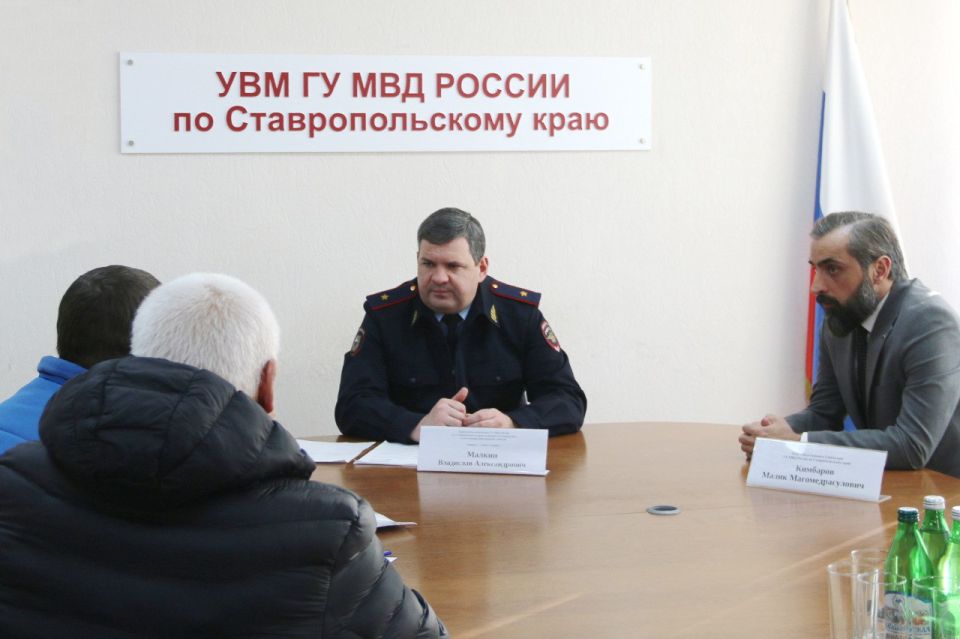 � ���������� ����������� ���������� �������� ������ ��������� � �������������� ������������� ������ ������� ����� ������������� ���������� ���