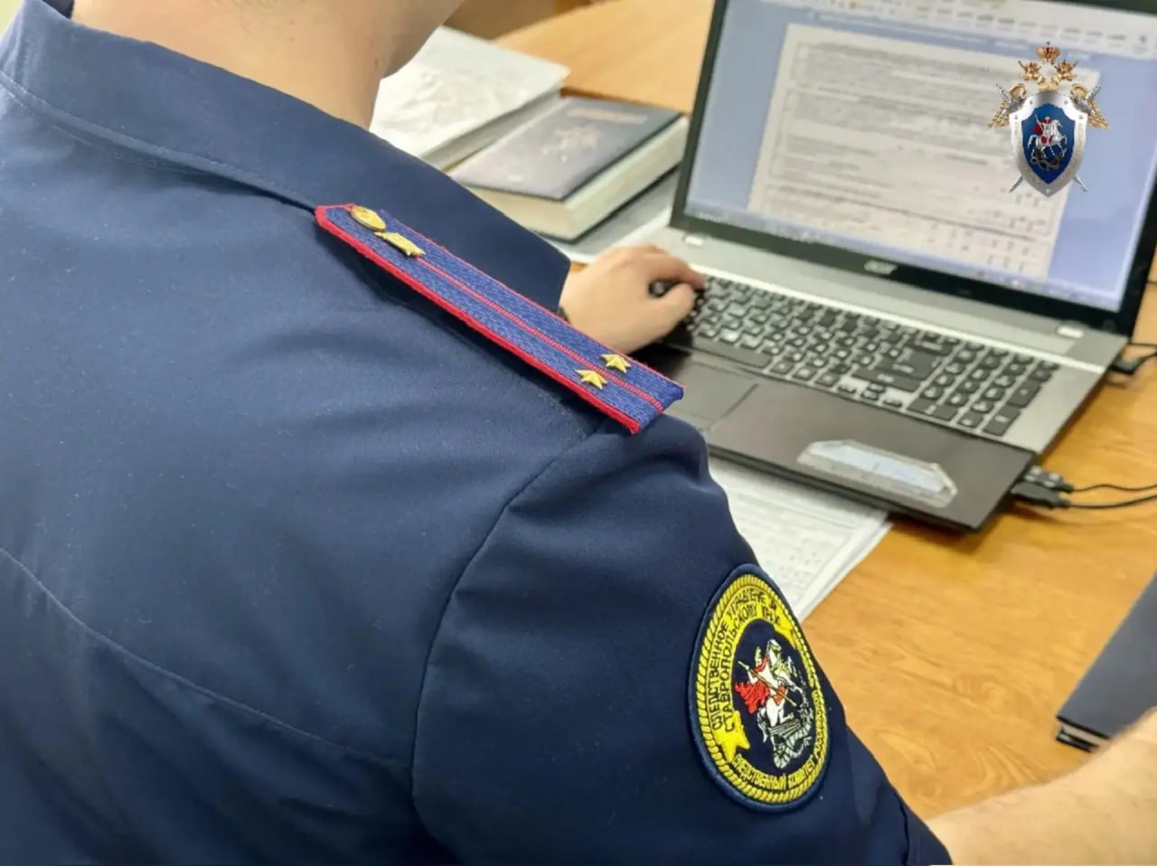 В Андроповском округе бывший сотрудник полиции подозревается в превышении должностных полномочий