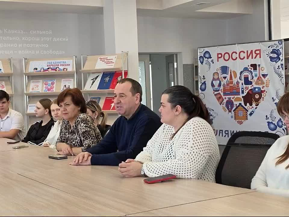 Коротко о работе депутатов вне стен парламента