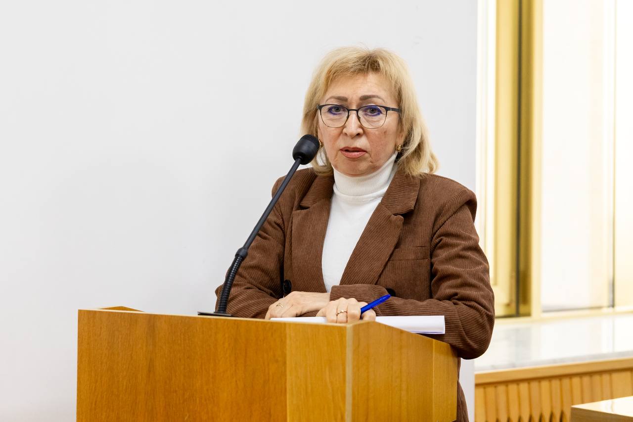 В Правительстве края состоялось заседание круглого стола с руководителями аккредитованных региональных спортивных федераций В Правительстве края состоялось заседание круглого стола с руководителями аккредитованных региональных спортивных федераций