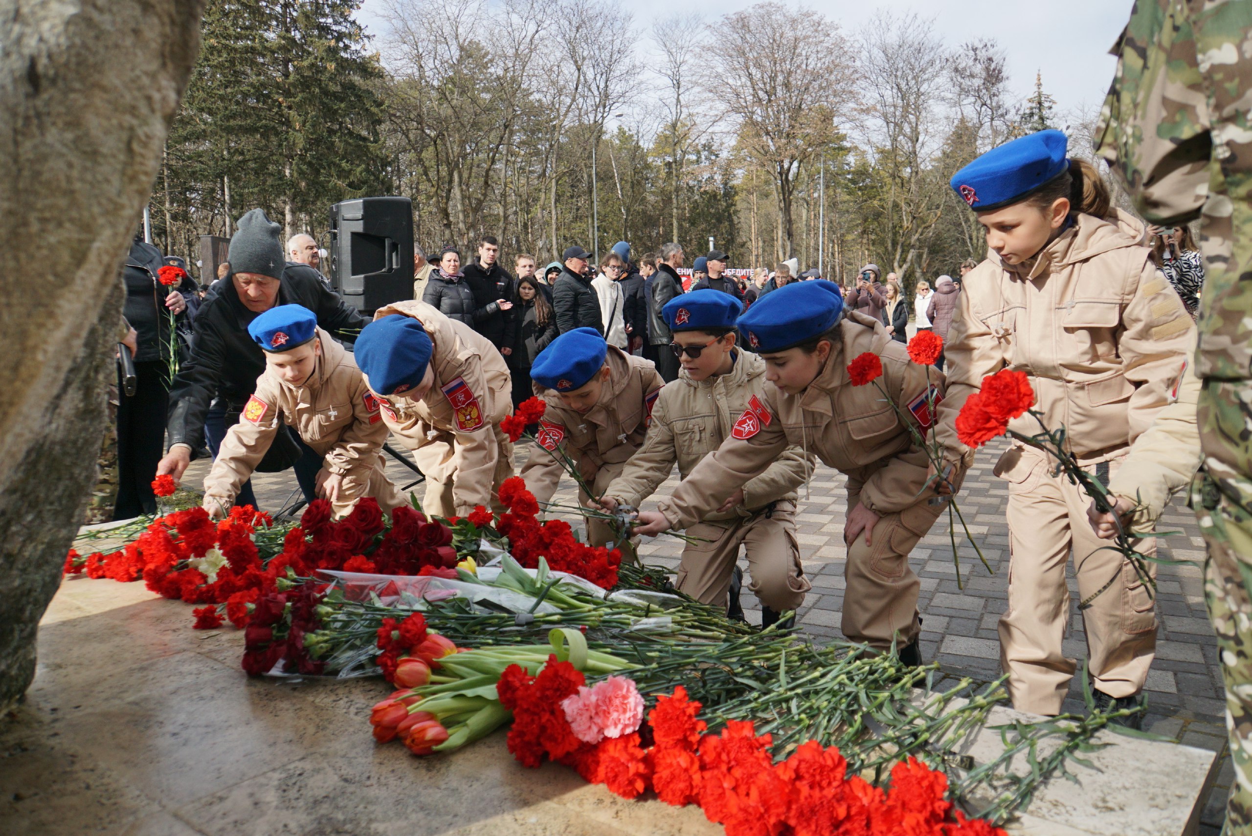 Сегодня, 15 февраля, жители Ессентуков провели митинг-реквием, посвятив его памяти воинов-интернационалистов Сегодня, 15 февраля, жители Ессентуков провели митинг-реквием, посвятив его памяти воинов-интернационалистов