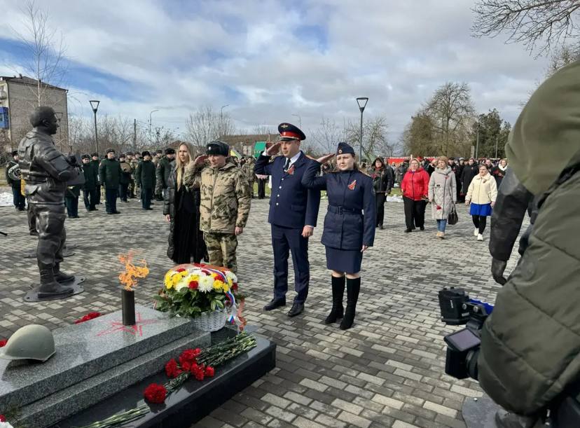 В Ставропольском крае сотрудники СК России приняли участие в торжественных мероприятиях, посвященных 37-й годовщине вывода советских войск из Афганистана В Ставропольском крае сотрудники СК России приняли участие в торжественных мероприятиях, посвященных 37-й годовщине вывода советских войск из Афганистана