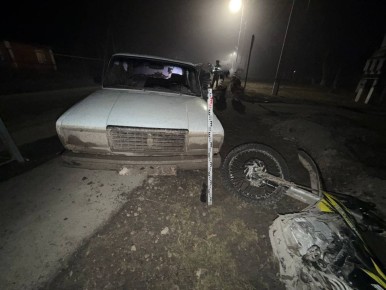 Юный эндурист и его взрослая пассажирка пострадали в ДТП в Предгорье