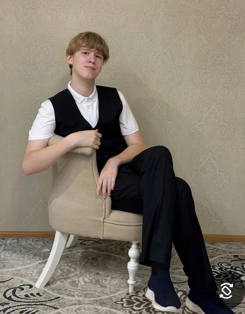 Наш ессентукский ученик Игорь Виноградов, учащийся 9 «А» школы № 9, показал великолепный результат, заняв первое место в региональном этапе олимпиады по физике!