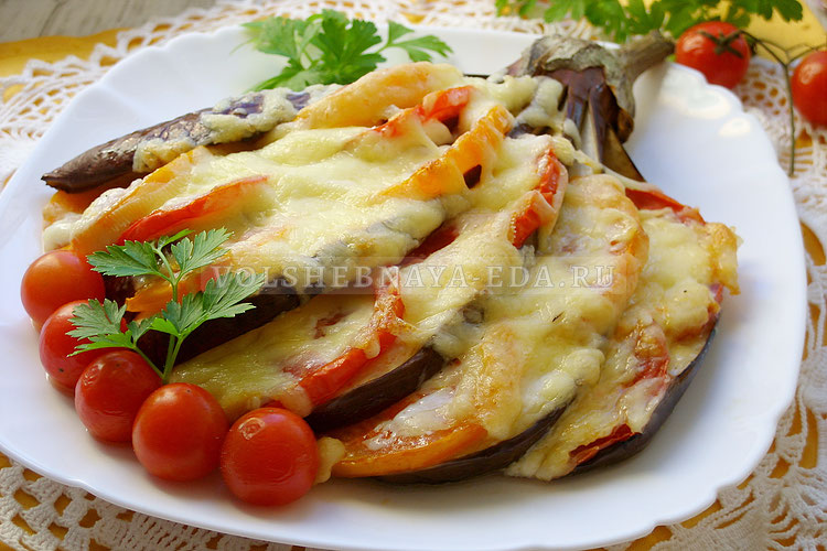 Баклажаны с помидорами: вкусное и эффектное блюдо