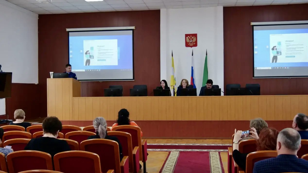 В преддверии Дня защитника Отечества по инициативе надзорного ведомства для семей участников СВО предусмотрены новые социальные гарантии В преддверии Дня защитника Отечества по инициативе надзорного ведомства для семей участников СВО предусмотрены новые социальные гарантии