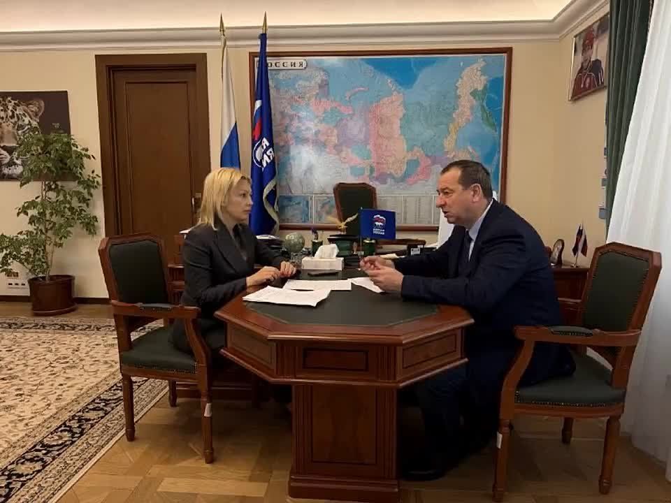 Коротко о работе депутатов вне стен парламента