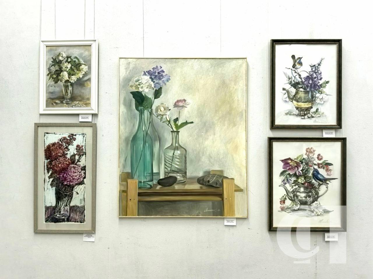 В Союзе художников открылась выставка «Очарованные весной» В Союзе художников открылась выставка «Очарованные весной»