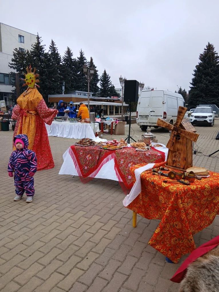 Иван Ульянченко: Праздничная сельскохозяйственная ярмарка развернулась сегодня на площади 200-летия Иван Ульянченко: Праздничная сельскохозяйственная ярмарка развернулась сегодня на площади 200-летия