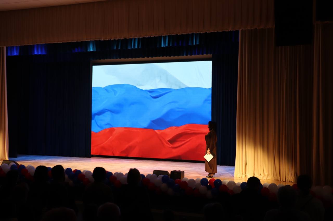 В Пятигорске по случаю празднования Дня защитника Отечества сотрудники СК России посетили благотворительный концерт В Пятигорске по случаю празднования Дня защитника Отечества сотрудники СК России посетили благотворительный концерт