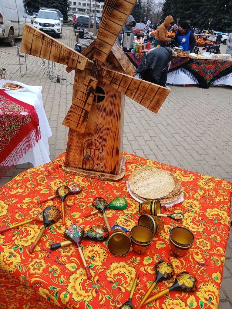 Иван Ульянченко: Праздничная сельскохозяйственная ярмарка развернулась сегодня на площади 200-летия Иван Ульянченко: Праздничная сельскохозяйственная ярмарка развернулась сегодня на площади 200-летия