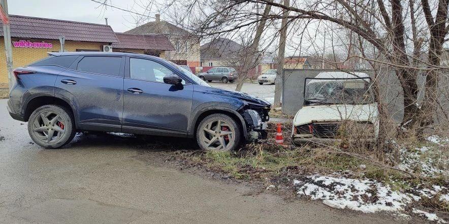Двое детей пострадали в ДТП в Андроповском округе