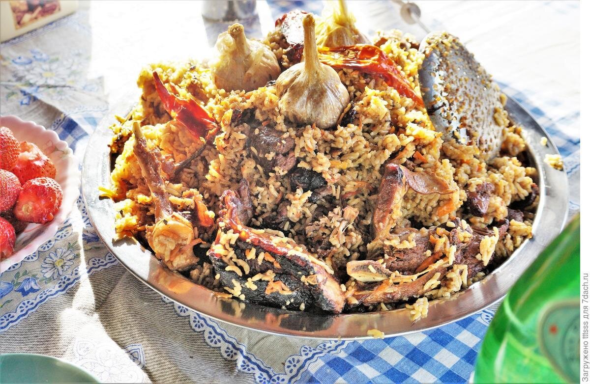 Как приготовить идеальный плов: секреты кулинарного шедевра